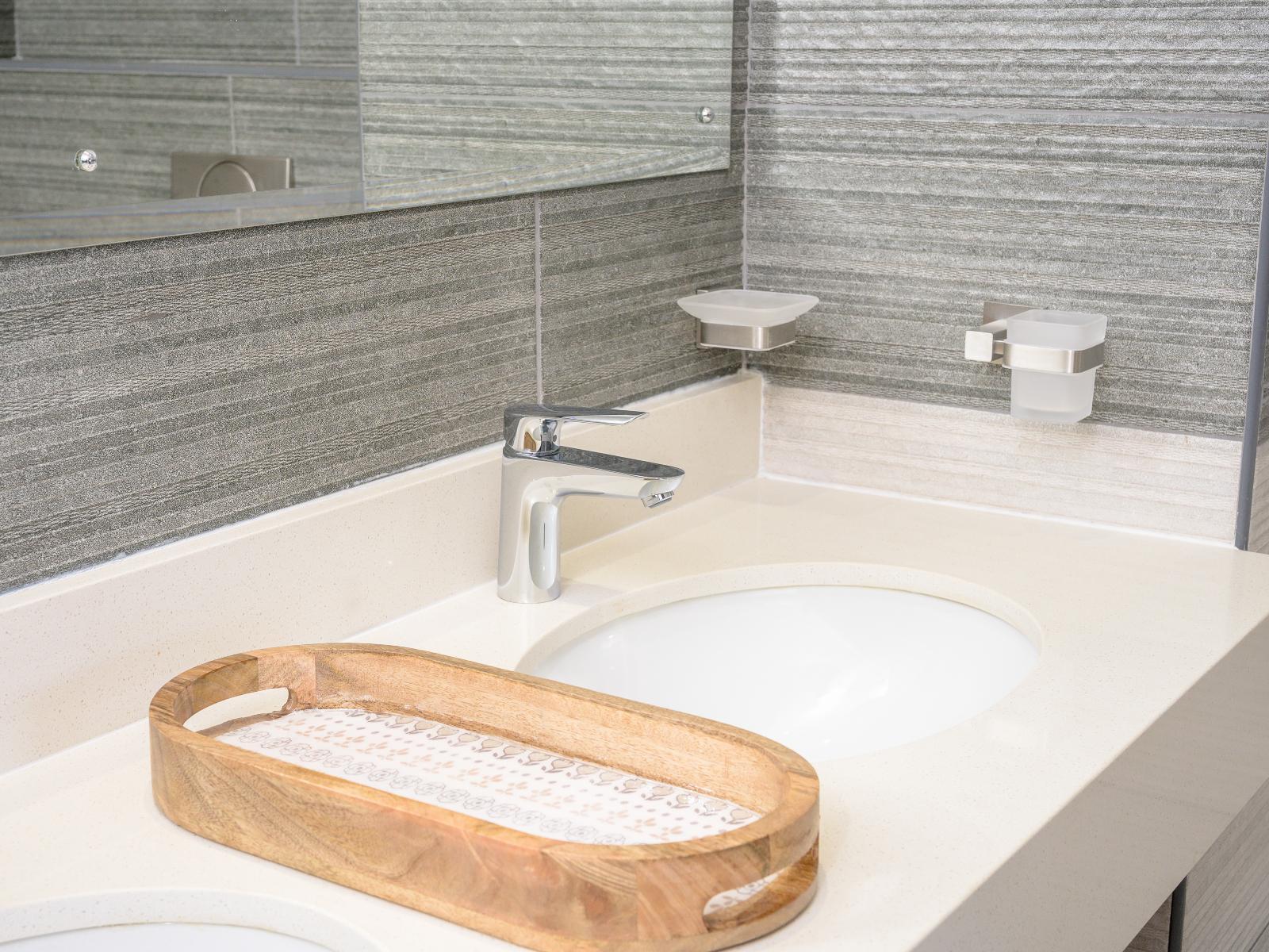 Deluxe Ground Floor - 4 Sleeper 6